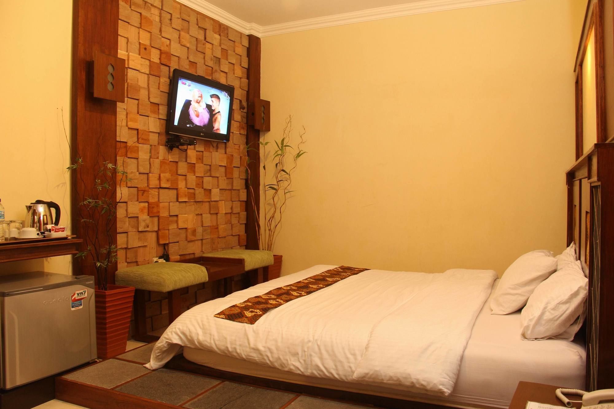 יוגיאקרטה Sagan Huis Hotel מראה חיצוני תמונה